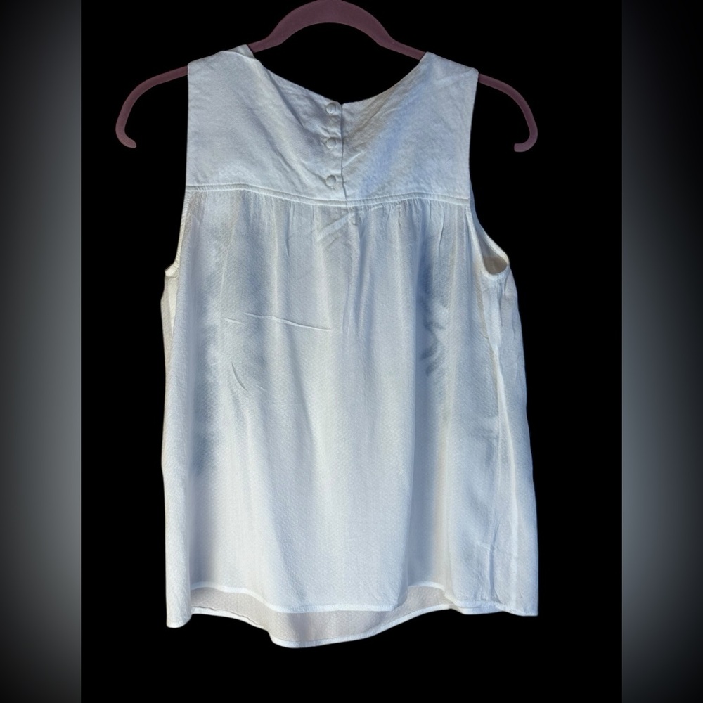 THML Boho Embroidered Sleeveless Top White Navy Floral Gauzy Lightweight Medium - Picture 4 of 7